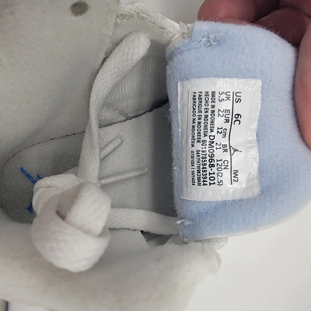 Toddler's Jordan 3 Retro Summit White/Hydrgen Blue (DM0968 101) Size 6C NEW!